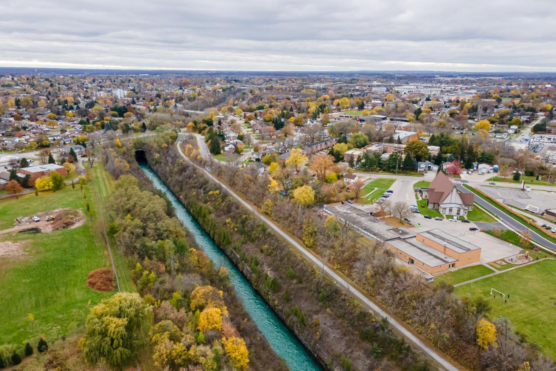 Luxury Living At The Falls - 4 Bed House Niagara-Fälle Exterior foto
